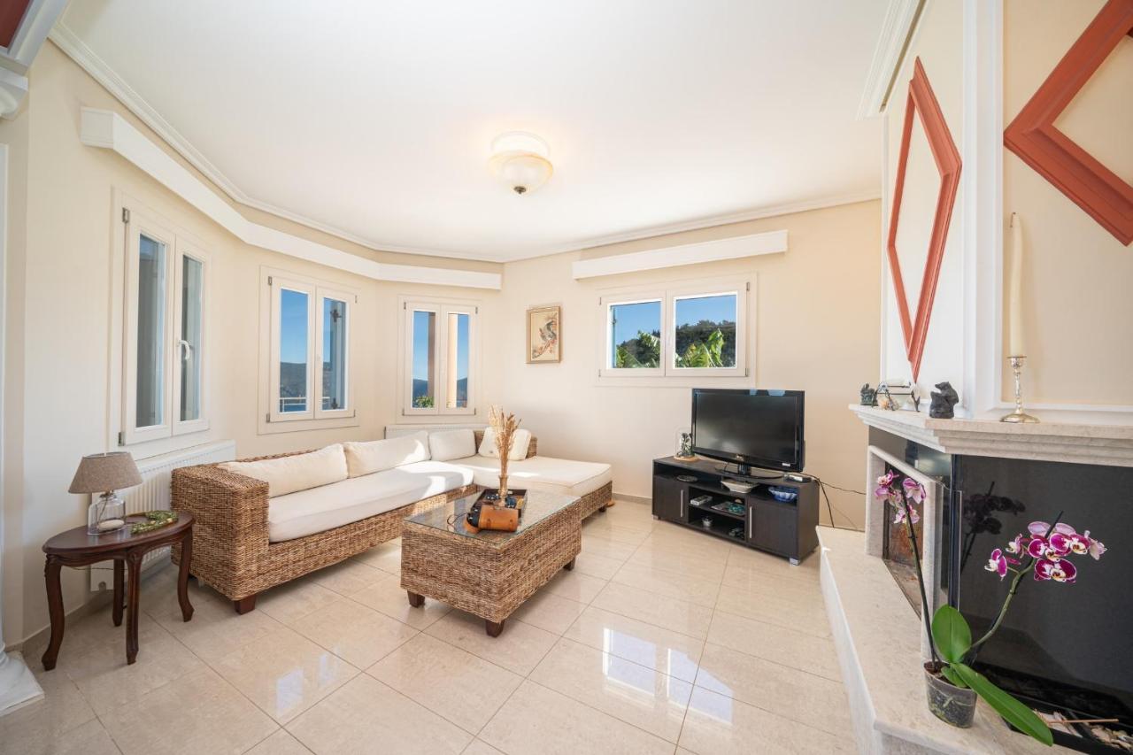 Villa Private Gelia, With Panoramic 180 Degrees Sea View! *