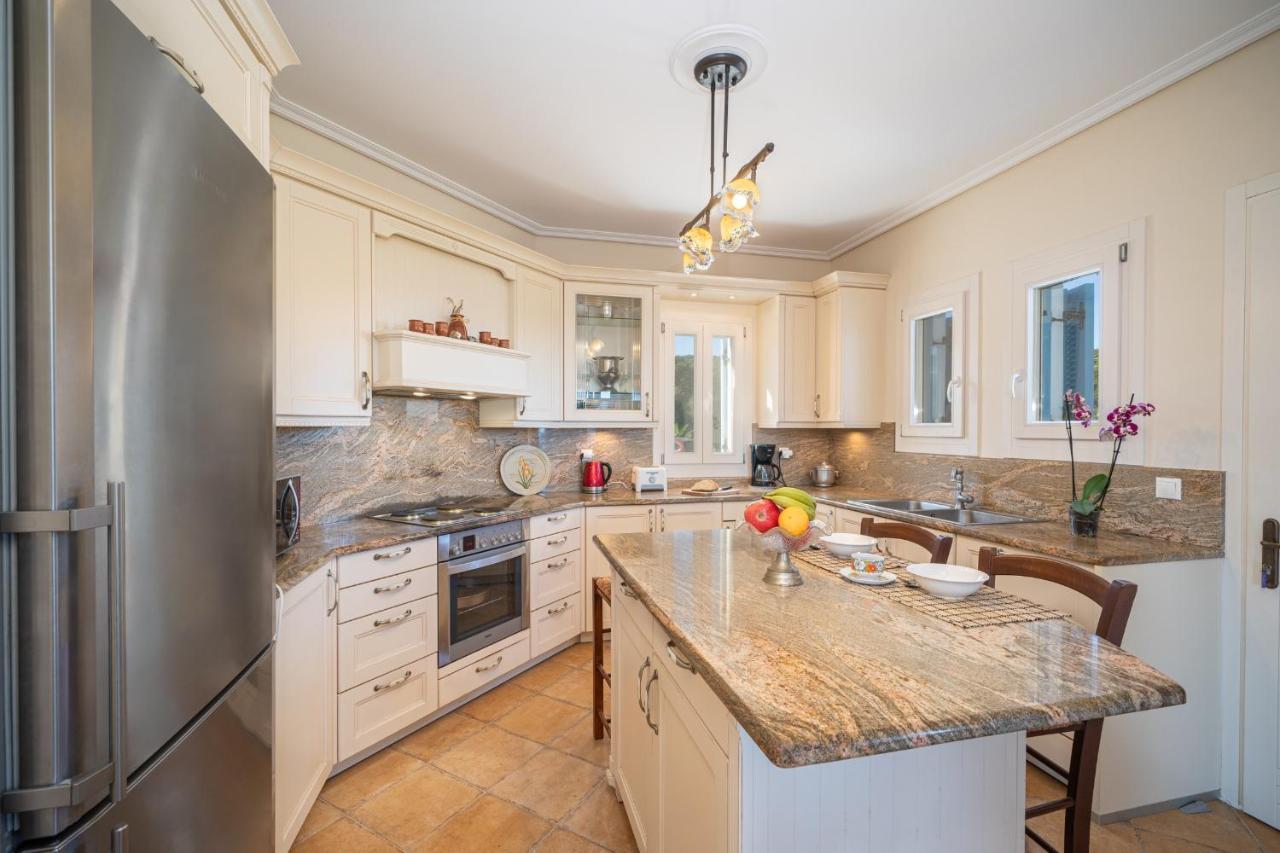 Private Gelia, With Panoramic 180 Degrees Sea View! Fiskardo