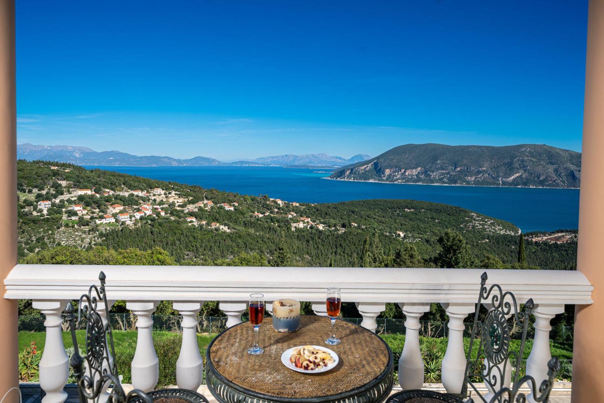 Villa Private Gelia, With Panoramic 180 Degrees Sea View! Fiskardo